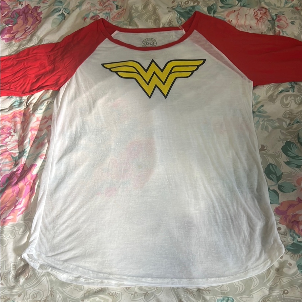 DC Comics Red and White Wonder Woman Raglan Top